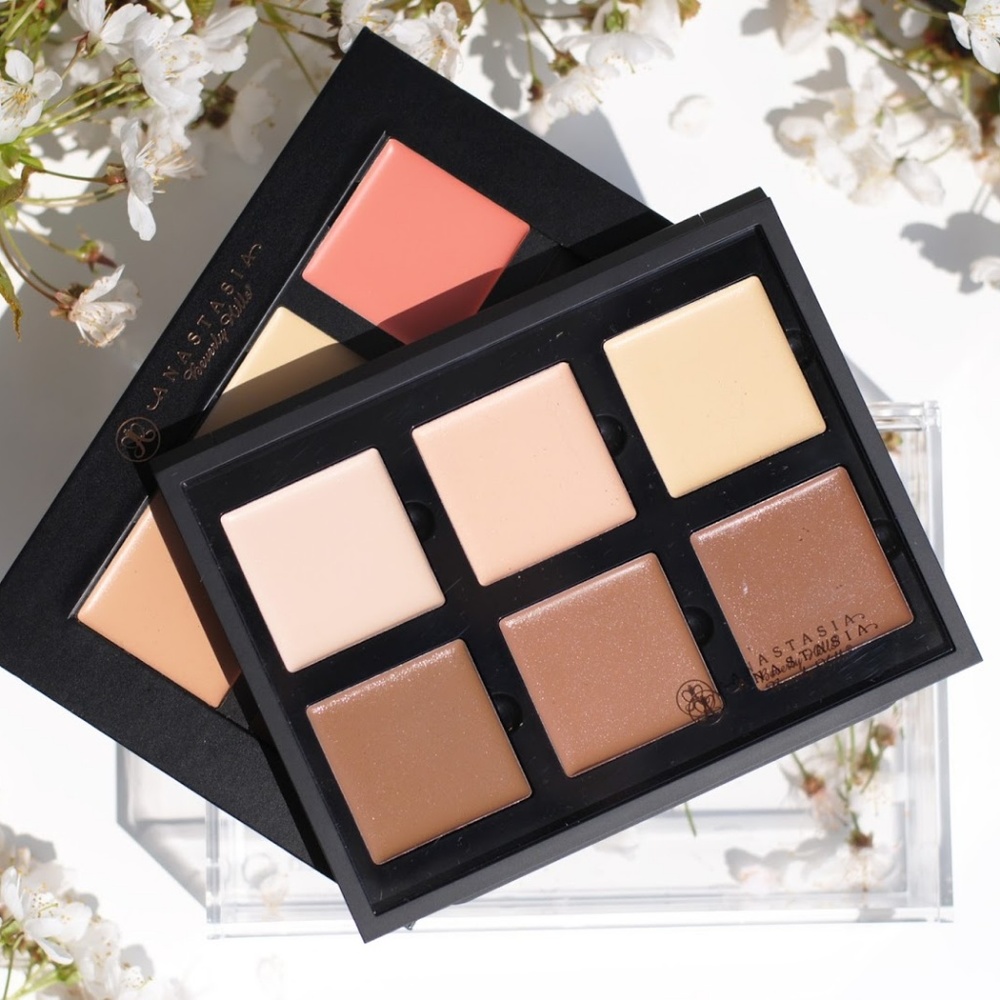 SOLD 🖤 Anastasia Beverly Hills Cream Contour Kits